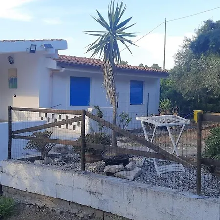 Casa A 180 Mt Dal Mare Ideale Per Famiglie Con Cani Casa de Férias