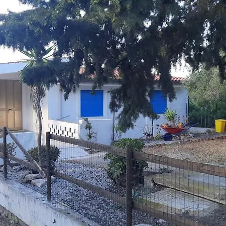 Casa de Férias Casa A 180 Mt Dal Mare Ideale Per Famiglie Con Cani Tertenìa