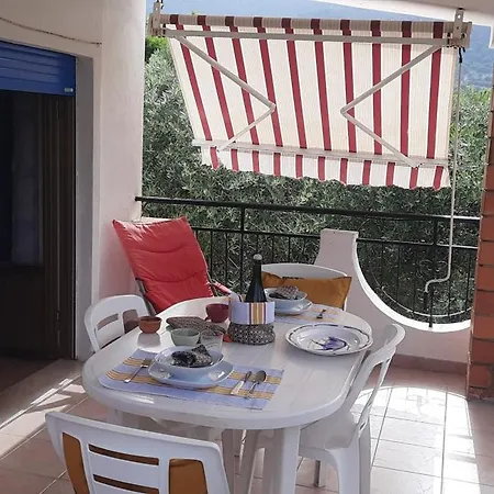 Casa A 180 Mt Dal Mare Ideale Per Famiglie Con Cani Сasa de vacaciones Tertenìa