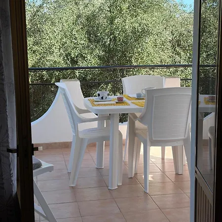 Сasa de vacaciones Casa A 180 Mt Dal Mare Ideale Per Famiglie Con Cani *