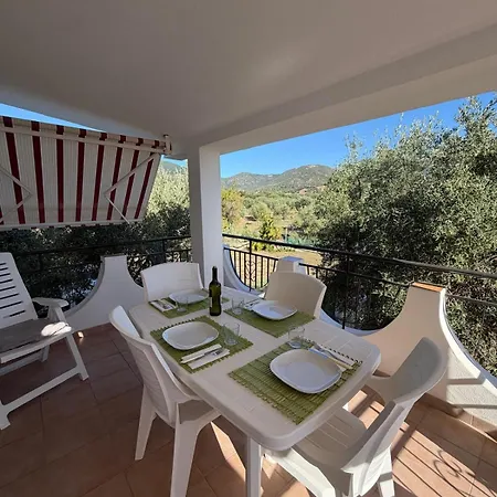 Сasa de vacaciones Casa A 180 Mt Dal Mare Ideale Per Famiglie Con Cani Tertenìa
