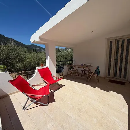 Сasa de vacaciones Casa A 180 Mt Dal Mare Ideale Per Famiglie Con Cani