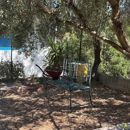 Сasa de vacaciones Casa A 180 Mt Dal Mare Ideale Per Famiglie Con Cani Tertenìa