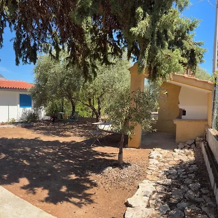 Casa A 180 Mt Dal Mare Ideale Per Famiglie Con Cani Сasa de vacaciones *