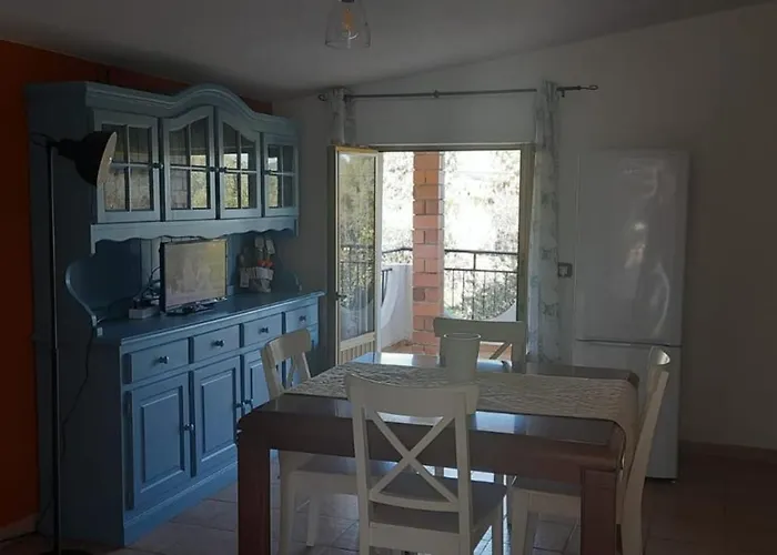 Casa A 180 Mt Dal Mare Ideale Per Famiglie Con Cani Tertenìa